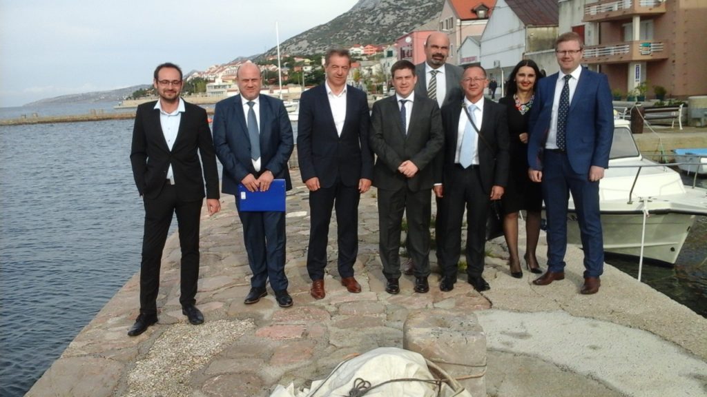 KREĆE IZGRADNJA LUKE U KARLOBAGU