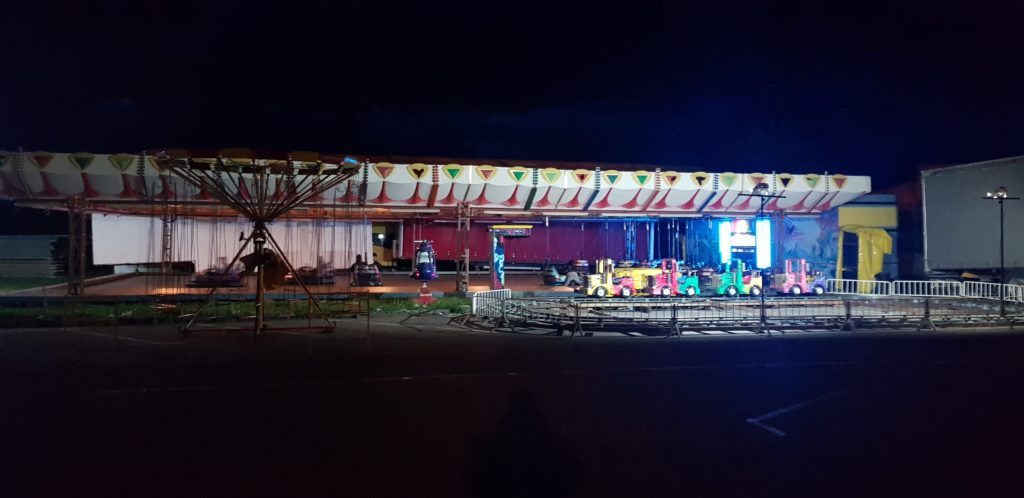 Luna park u gradu, roditelji u jadu i problemima !