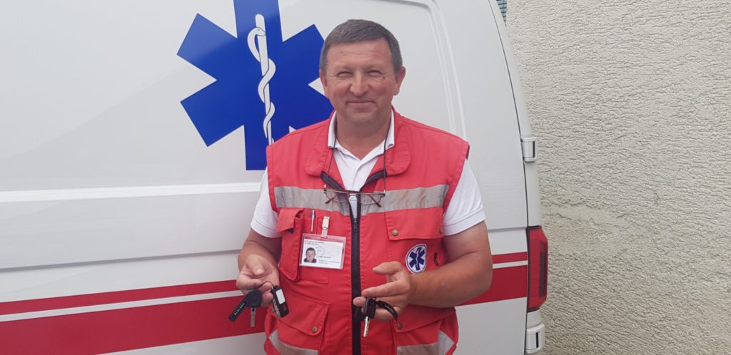 DVA NOVA SANITETSKA VOZILA DOMU ZDRAVLJA GOSPIĆ (video)
