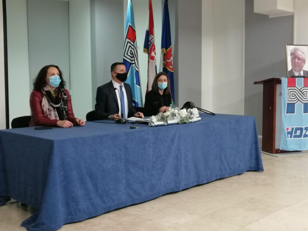 KONSTITUIRAN GRADSKI ODBOR HDZ-a GOSPIĆA