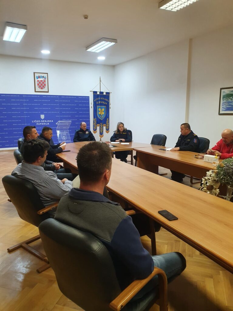 ODLUKA O ZABRANI PALJENJA VATRE NA OTVORENOM PODRUČJU LIČKO-SENJSKE ŽUPANIJE