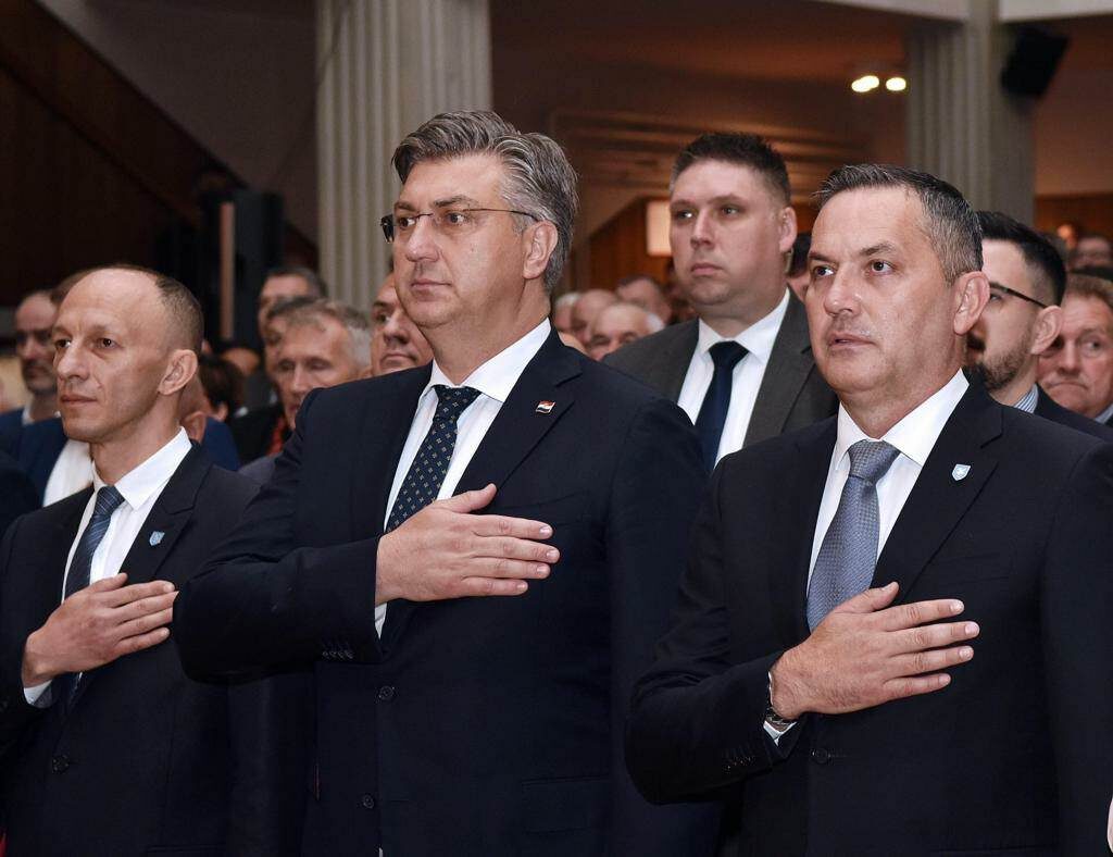 ČESTITKA MARIJANU KUSTIĆU OD ŽUPANA LIČKO-SENJSKOG