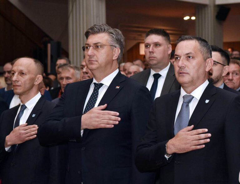 ERNEST PETRY OPET U PREDSJEDNIŠTVU HRVATSKE DEMOKRATSKE ZAJEDNICE