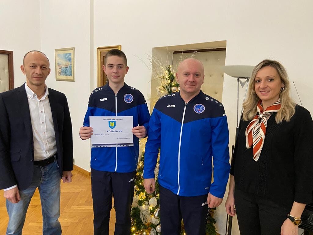 ŽUPAN PETRY PRIMIO KADETSKOG DRŽAVNOG PRVAKA U KUGLANJU