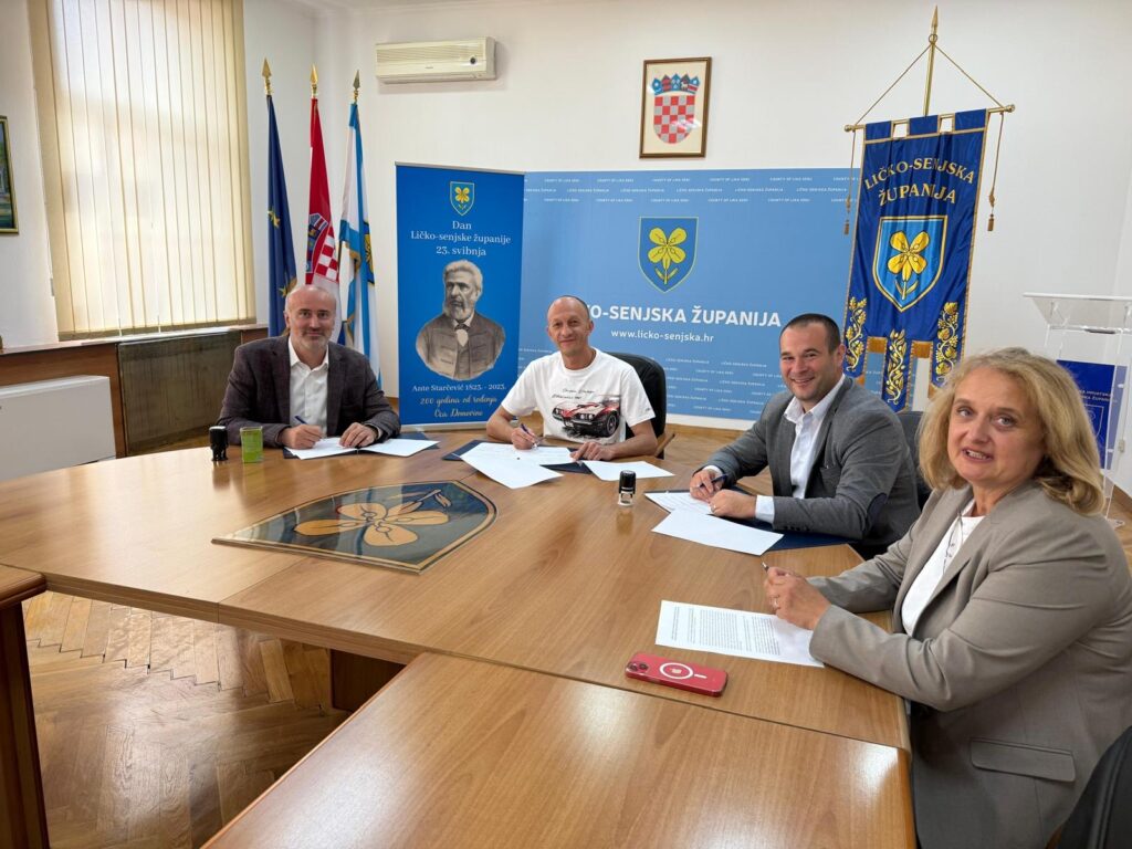 POTPISAN SPORAZUM O SURADNJI NA ORGANIZACIJI MANIFESTACIJE “JESEN U LICI 2026”