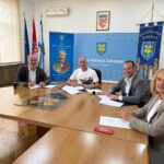 POTPISAN SPORAZUM O SURADNJI NA ORGANIZACIJI MANIFESTACIJE “JESEN U LICI 2026”