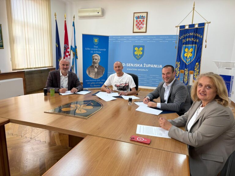 POTPISAN SPORAZUM O SURADNJI NA ORGANIZACIJI MANIFESTACIJE “JESEN U LICI 2026”