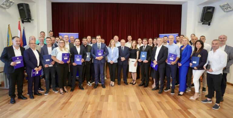 LIČKO-SENJSKOJ ŽUPANIJI DODIJELJENO 103 TISUĆE EURA
